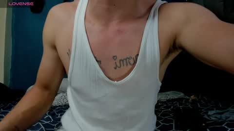 yervi_1994 online show from March 27, 4:29 am