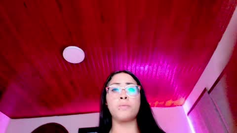 Snapshot of yesie_hot2 chatting on January 30, 3:33 am yesie_hot2 online show from January 30, 3:33 am