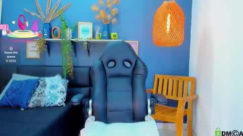 yessika_parker online show from February 4, 10:19 am