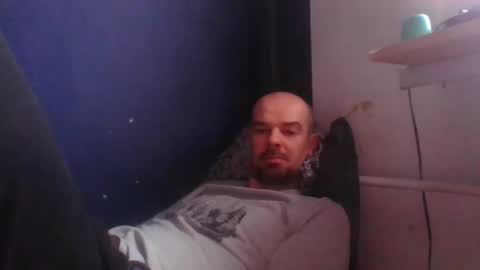 yewloo online show from February 14, 10:28 am