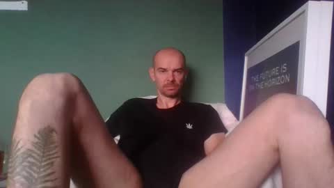 yewloo online show from September 27, 6:22 am