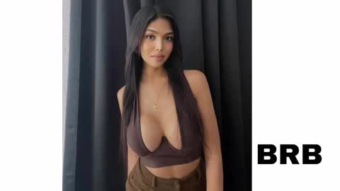 ylonagrae online show from February 28, 10:30 am