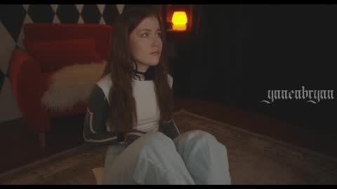 ynnenbrynn online show from February 10, 6:16 am