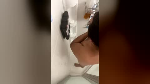 Latinflavors online show from January 17, 8:35 am