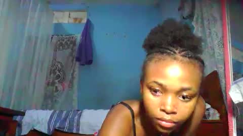 yolandrina90 online show from October 1, 7:24 pm