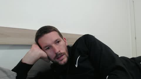 Snapshot of yone23 chatting on October 7, 9:22 pm yone23 online show from October 7, 9:22 pm