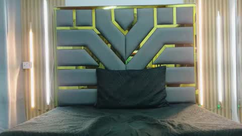 YORBY MAX online show from January 15, 12:03 pm