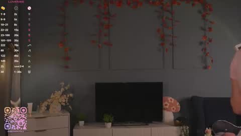 Elizabeth brunette -- Darline blonde  online show from November 23, 7:12 pm