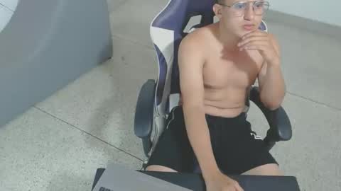 jack online show from April 18, 5:53 am