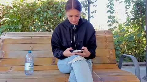 Snapshot of you_love_melisa chatting on September 19, 8:51 am private on 18 per minute start private 500 tokensOnlyfans online show from September 19, 8:51 am