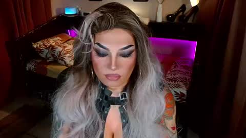 QUEEN MADISON  online show from June 23, 7:53 pm