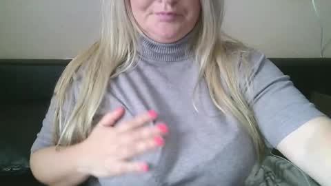 Maria Love online show from March 3, 8:43 am