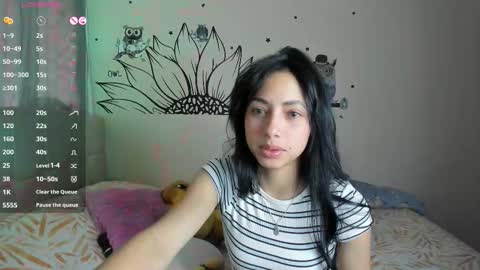 mia3 online show from November 13, 3:37 pm