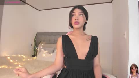 Eliza online show from January 6, 8:24 pm