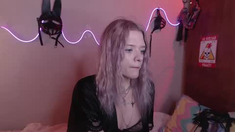 Snapshot of your_horny_friends chatting on March 8, 9:51 pm Your Horny Friends online show from March 8, 9:51 pm