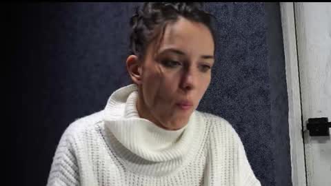 Meri  online show from October 27, 9:15 pm