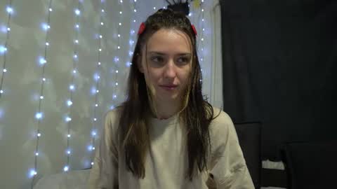 Meri  online show from February 13, 10:02 pm