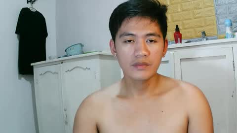 your_love_miaka online show from April 22, 11:45 pm