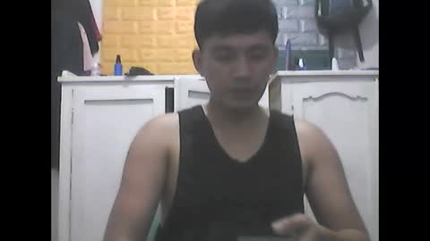 Snapshot of your_love_miaka chatting on October 17, 12:14 am your_love_miaka online show from October 17, 12:14 am