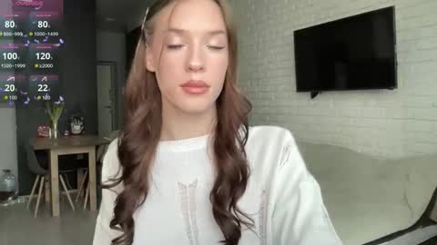 Mia  online show from March 17, 11:37 am