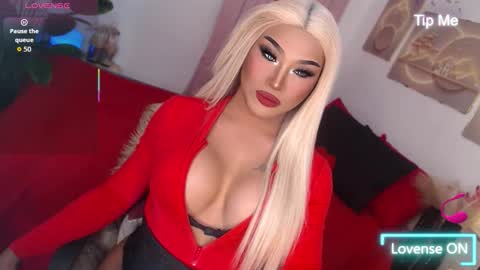 TRICXIEBELLE online show from February 23, 9:22 am