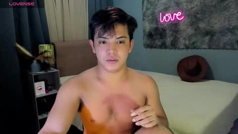 yourasian_bradley online show from January 13, 3:36 am