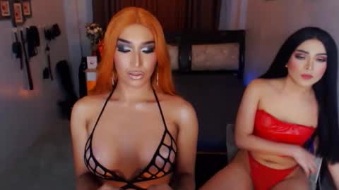 Snapshot of yourasian_cherryfaux chatting on September 26, 12:13 pm alexandria online show from September 26, 12:13 pm