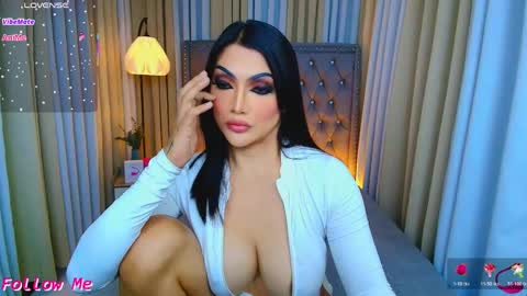 Goddess online show from April 19, 6:10 pm