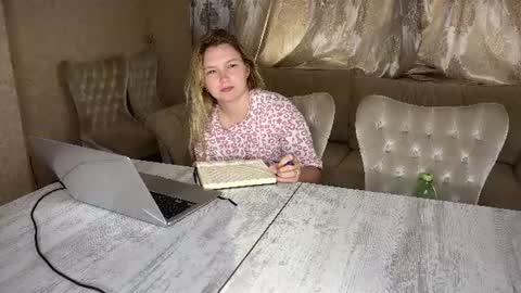 yourbabyhanna online show from July 7, 6:04 am