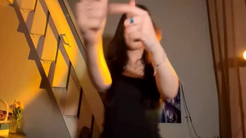 Elsa online show from March 3, 5:20 pm