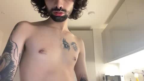 yourboo25 online show from April 4, 1:45 am