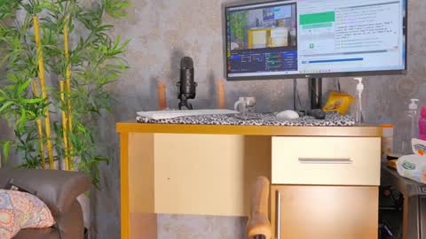 Anna online show from January 25, 7:06 am