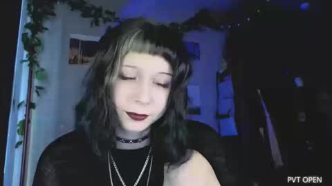 KatrinKatya PVT OPENindependent model online show from March 14, 7:12 am