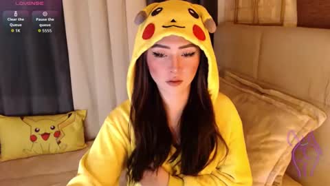 JEN  online show from May 9, 10:54 am