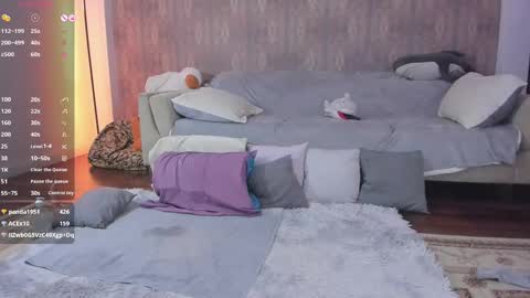 Mary online show from February 24, 10:48 am