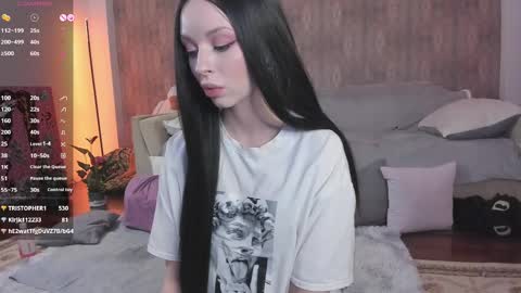 Mary online show from March 6, 11:47 am