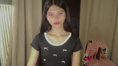 Vivian online show from March 19, 1:44 am