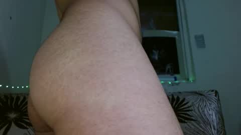 Snapshot of yourfavorite_bigclit chatting on September 11, 8:21 pm yourfavorite_bigclit online show from September 11, 8:21 pm
