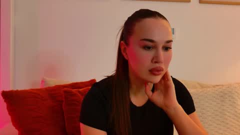 roxana online show from January 13, 11:40 am