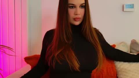 roxana online show from January 19, 2:05 pm