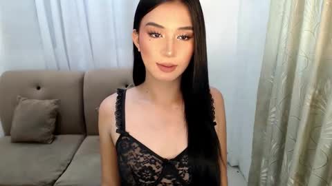 Snapshot of yourhottinglatisha chatting on October 3, 3:15 am trisha online show from October 3, 3:15 am