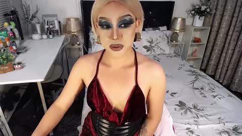 --               online show from December 1, 5:11 pm