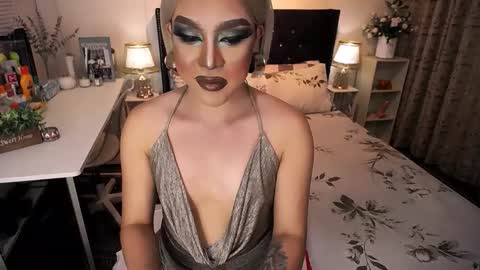 --               online show from December 18, 7:03 am