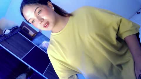 Snapshot of yourlovingpearl chatting on September 29, 2:21 am PEARL online show from September 29, 2:21 am