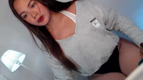 Snapshot of yourlovingpearl chatting on October 23, 2:46 am PEARL online show from October 23, 2:46 am