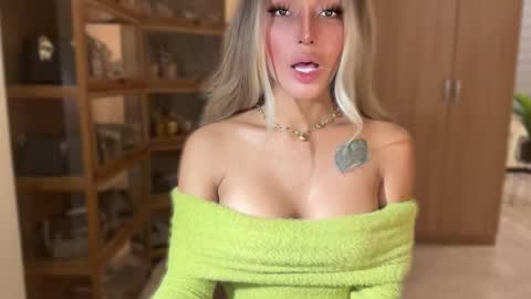 Pearl online show from March 12, 11:14 am