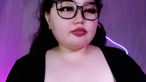 Amina online show from May 21, 8:26 pm
