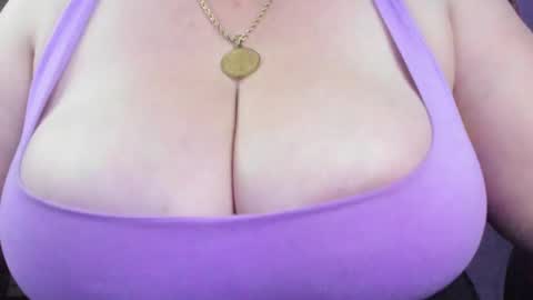 Snapshot of yourmila_ac chatting on September 20, 9:51 pm Milla 3 online show from September 20, 9:51 pm