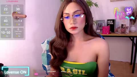poxy online show from June 29, 12:05 pm