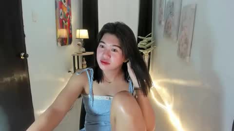 Snapshot of yourprettytrish chatting on October 13, 5:48 pm Trish online show from October 13, 5:48 pm
